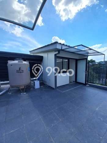 Rumah Elit Modern Siap Huni di Gading Serpong Tangerang Rumah Elit Modern Siap Huni di Gading Serpong Tangerang
