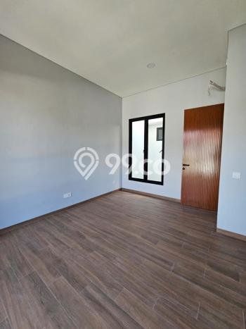 Jual Rumah Luas Elegan Dengan View Eksklusif di BSD, Tangerang Jual Rumah Luas Elegan Dengan View Eksklusif di BSD, Tangerang