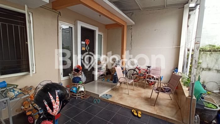 Rumah Modern Cantik 2 KT Siap Huni di Waru Rumah Modern Cantik 2 KT Siap Huni di Waru