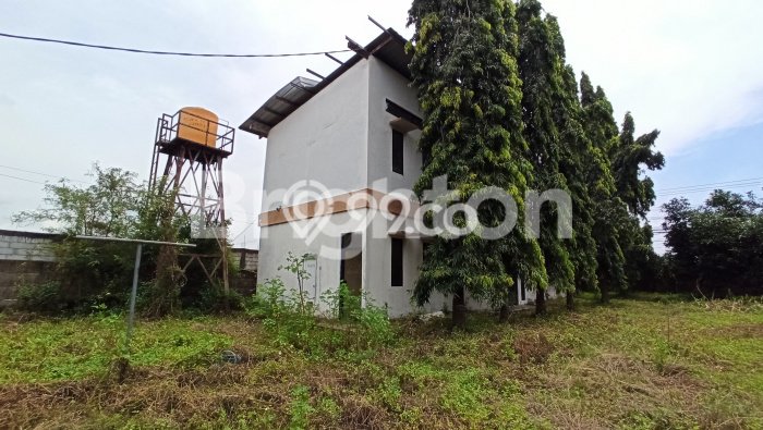 Unit Gudang Dijual di Dlanggu Mojokerto Luas Bangunan 6650m2 Unit Gudang Dijual di Dlanggu Mojokerto Luas Bangunan 6650m2