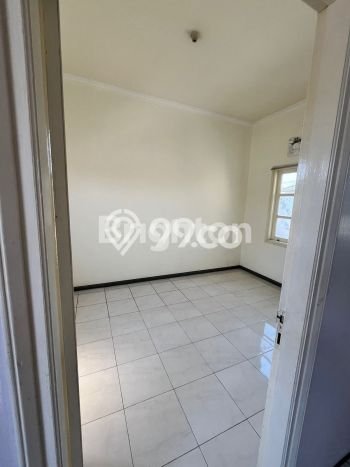 Dijual Cepat Rumah Favorit Siap Huni LB 100m2 di Waru, Sidoarjo Dijual Cepat Rumah Favorit Siap Huni LB 100m2 di Waru, Sidoarjo