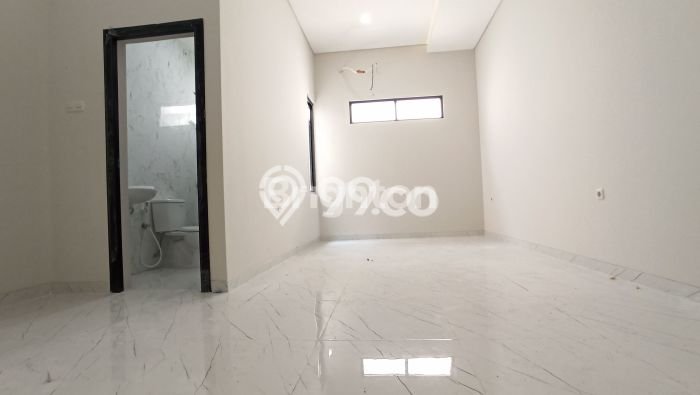 Hunian Cantik Modern Lb 145m2 di Tenggilis Mejoyo, Surabaya Hunian Cantik Modern Lb 145m2 di Tenggilis Mejoyo, Surabaya