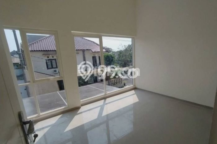 Jual Rumah Favorit Siap Huni LB 75m2 di Rungkut, Surabaya Jual Rumah Favorit Siap Huni LB 75m2 di Rungkut, Surabaya