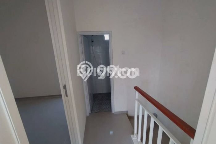 Jual Rumah Favorit Siap Huni LB 75m2 di Rungkut, Surabaya Jual Rumah Favorit Siap Huni LB 75m2 di Rungkut, Surabaya