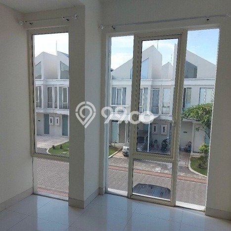 HUNIAN IMPIAN! Rumah di Tandes, 2 KT, Bebas Macet, LT 72m2m² Bangunan 70m2m² HUNIAN IMPIAN! Rumah di Tandes, 2 KT, Bebas Macet, LT 72m2m² Bangunan 70m2m²