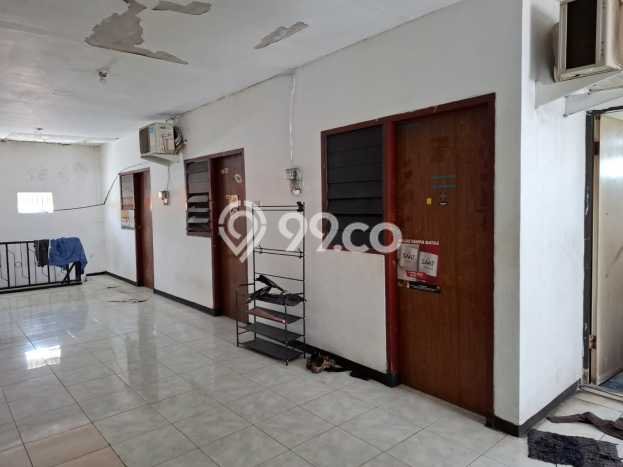 Rumah Kost Dijual di Wonocolo, Surabaya dengan 23 Kamar Tidur, 8 Kamar Mandi Rumah Kost Dijual di Wonocolo, Surabaya dengan 23 Kamar Tidur, 8 Kamar Mandi