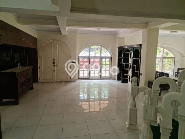 Rumah Elit Modern Tanpa Renovasi di Ancol Jakarta Utara Rumah Elit Modern Tanpa Renovasi di Ancol Jakarta Utara