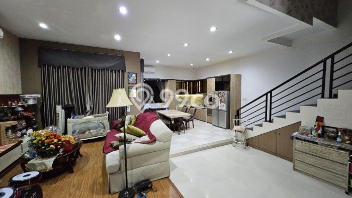 HARGA SPESIAL! Rumah di Pantai Indah Kapuk, Akses ke Pusat Kota, 4 KM, Luas 160m2m² Bangunan 240m2m² HARGA SPESIAL! Rumah di Pantai Indah Kapuk, Akses ke Pusat Kota, 4 KM, Luas 160m2m² Bangunan 240m2m²