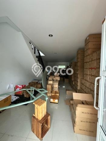Ruko Bagus Dijual LB 202m2 Lokasi Strategis Tangerang Area Cocok untuk Berbisnis Ruko Bagus Dijual LB 202m2 Lokasi Strategis Tangerang Area Cocok untuk Berbisnis