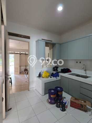 Disewakan! Rumah 4 Kamar Tidur &
3 Kamar Mandi di Gading Serpong, Tangerang Disewakan! Rumah 4 Kamar Tidur &
3 Kamar Mandi di Gading Serpong, Tangerang