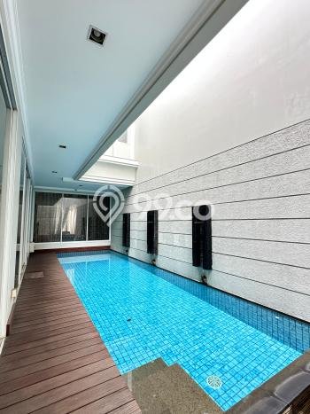 Jual Rumah Luas Megah Dengan View Eksklusif di Pondok Indah, Jakarta Selatan Jual Rumah Luas Megah Dengan View Eksklusif di Pondok Indah, Jakarta Selatan