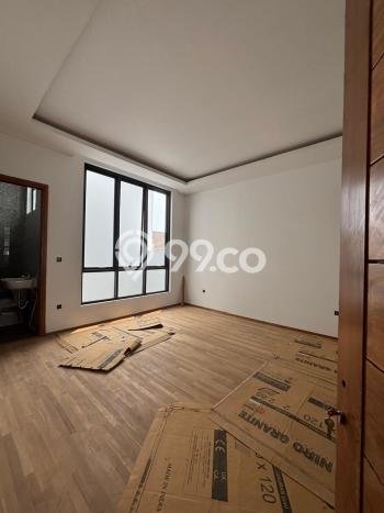 Jual Rumah Mewah Megah Dengan View Eksklusif di BSD Foresta, Tangerang Jual Rumah Mewah Megah Dengan View Eksklusif di BSD Foresta, Tangerang