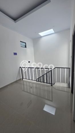 Dijual Rumah Eksklusif 3 KT di Kav DKI, Jakarta Barat Dijual Rumah Eksklusif 3 KT di Kav DKI, Jakarta Barat