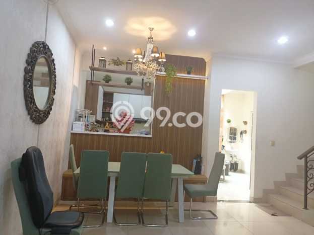FEATURED! Rumah kawasan Green Lake City, 3 KT, Area Premium, Luas 120m² Bangunan 160m² FEATURED! Rumah kawasan Green Lake City, 3 KT, Area Premium, Luas 120m² Bangunan 160m²