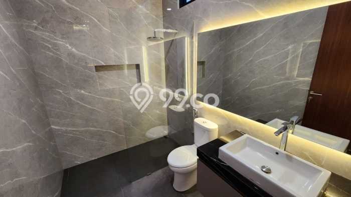 Rumah Luxury Modern Tanpa Renovasi di Permata Buana Jakarta Barat Rumah Luxury Modern Tanpa Renovasi di Permata Buana Jakarta Barat