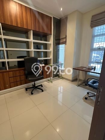 UNIT LANGKA! Rumah kawasan , 4 KT, View Indah, LT 144m2m² Bangunan 200m2m² UNIT LANGKA! Rumah kawasan , 4 KT, View Indah, LT 144m2m² Bangunan 200m2m²