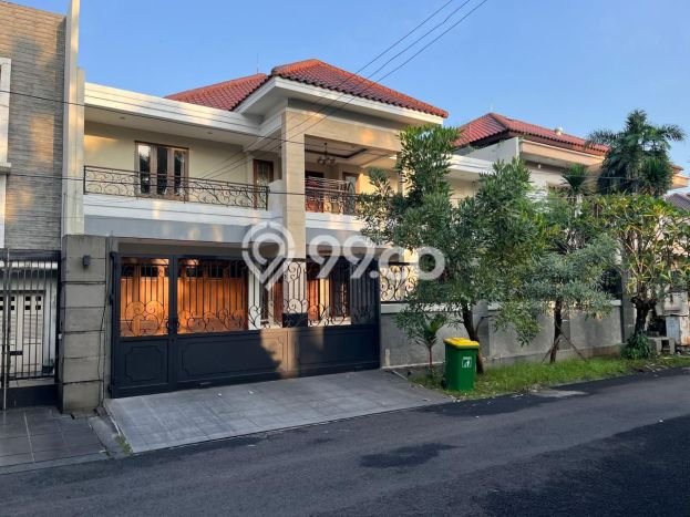 Rumah Luxury Modern Tanpa Renovasi di Pondok Indah Jakarta Selatan Rumah Luxury Modern Tanpa Renovasi di Pondok Indah Jakarta Selatan