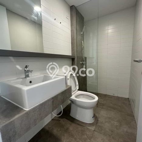 Disewakan Rumah Murah di BSD Green Wich Tangerang Punya 4 Kamar Tidur Disewakan Rumah Murah di BSD Green Wich Tangerang Punya 4 Kamar Tidur