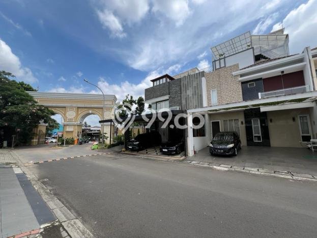 For Sale! Luxury House LT 120m2 Desain Elegan di Puri Mansion For Sale! Luxury House LT 120m2 Desain Elegan di Puri Mansion