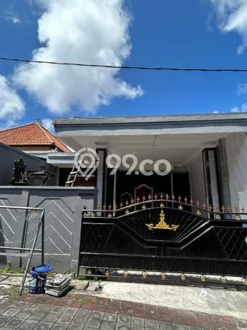 Disewakan! Rumah 3 Kamar Tidur &
2 Kamar Mandi di Jimbaran, Badung Disewakan! Rumah 3 Kamar Tidur &
2 Kamar Mandi di Jimbaran, Badung