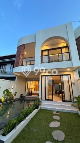 Vila Potensial di , Dimensi 175m2m², Area Nyaman untuk Anda Vila Potensial di , Dimensi 175m2m², Area Nyaman untuk Anda