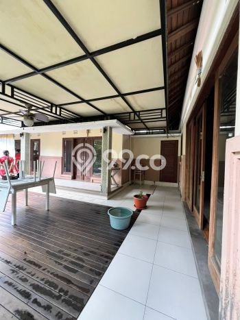 Vila Kawasan , Luas 300m2m², Dekat ke Pusat Kota Vila Kawasan , Luas 300m2m², Dekat ke Pusat Kota
