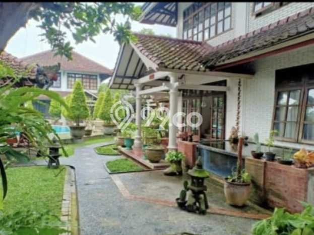 Tempat Ideal! Vila di , Dimensi 1400m2m², Area Asri dan aman Tempat Ideal! Vila di , Dimensi 1400m2m², Area Asri dan aman