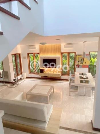 Vila Berkualitas Kawasan , Luas 328m2m², Lokasi Strategis dengan jalan bagus Vila Berkualitas Kawasan , Luas 328m2m², Lokasi Strategis dengan jalan bagus