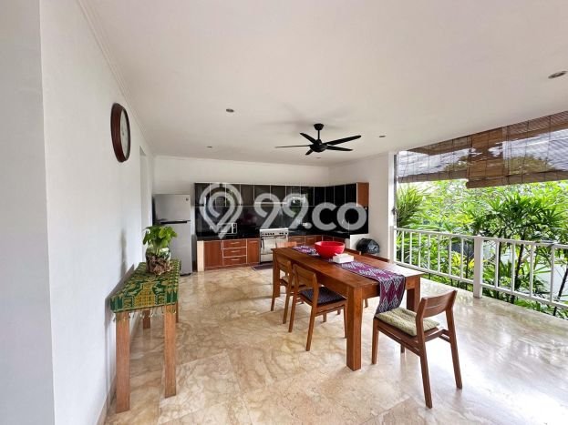 DIJUAL! Vila Kawasan , Area 950m2m², Akses ke Fasilitas Umum DIJUAL! Vila Kawasan , Area 950m2m², Akses ke Fasilitas Umum