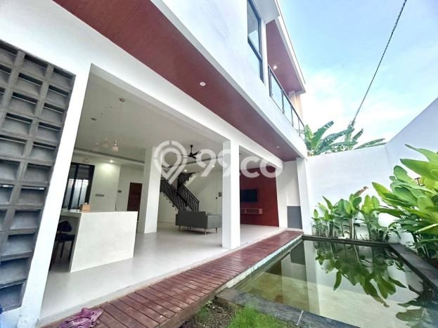 FOR SALE! Vila Kawasan , Luas 170m2m², Posisi Strategis FOR SALE! Vila Kawasan , Luas 170m2m², Posisi Strategis
