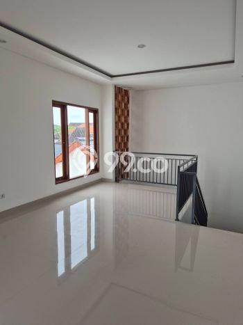 Rumah Sewa Denpasar LT 100m2 LB 130m2 Area Renon Rumah Sewa Denpasar LT 100m2 LB 130m2 Area Renon