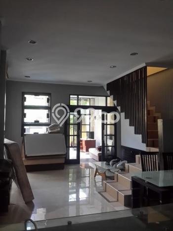 Hunian Elit LB 170m2 Siap Pakai Desain Elegan di Panjer, Denpasar Hunian Elit LB 170m2 Siap Pakai Desain Elegan di Panjer, Denpasar
