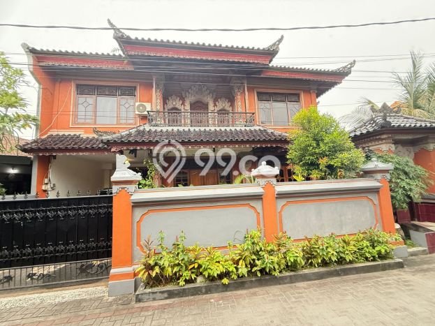 Rumah Elit LB 300m2 Siap Huni Desain Elegan di Sanur, Denpasar Rumah Elit LB 300m2 Siap Huni Desain Elegan di Sanur, Denpasar