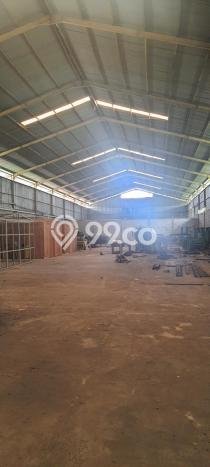 Unit Gudang Dijual di Prambon Sidoarjo Luas Tanah 6490m2, Luas Bangunan 2287m2 Unit Gudang Dijual di Prambon Sidoarjo Luas Tanah 6490m2, Luas Bangunan 2287m2