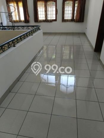 Siap Huni Hunian Elit 7 Kamar di Sukajadi Dekat ke Mana Saja Siap Huni Hunian Elit 7 Kamar di Sukajadi Dekat ke Mana Saja