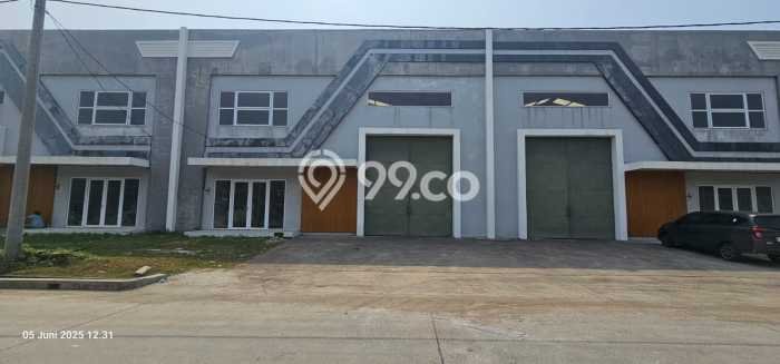 Lokasi Strategis! Dijual Gudang Bisnis di Pakuhaji, Tangerang Kondisi Bagus Lokasi Strategis! Dijual Gudang Bisnis di Pakuhaji, Tangerang Kondisi Bagus