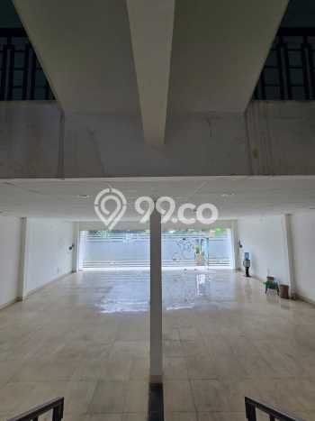 Untuk Dijual! Ruko di Cibubur Jakarta Timur LT 300m2 / LB 570m2 Kawasan Strategis Untuk Dijual! Ruko di Cibubur Jakarta Timur LT 300m2 / LB 570m2 Kawasan Strategis