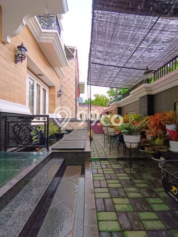 Dijual Rumah Luas Megah Dengan View Eksklusif di Cipinang, Jakarta Timur Dijual Rumah Luas Megah Dengan View Eksklusif di Cipinang, Jakarta Timur