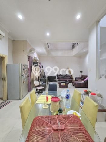 Dijual Rumah Premium dengan Fasilitas Sekitar Komplit di Jatinegara, Jakarta Timur Dijual Rumah Premium dengan Fasilitas Sekitar Komplit di Jatinegara, Jakarta Timur