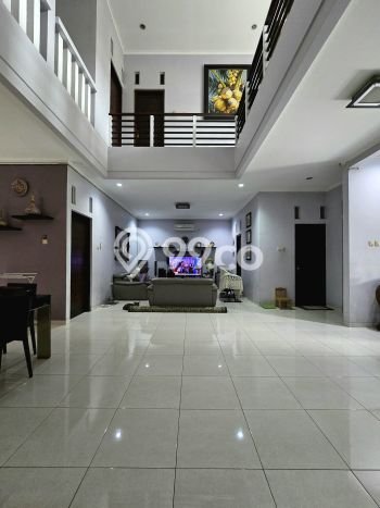Jual Rumah Luas Elegan Dengan View Eksklusif di Pondok Kelapa, Jakarta Timur Jual Rumah Luas Elegan Dengan View Eksklusif di Pondok Kelapa, Jakarta Timur