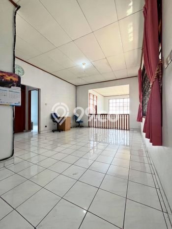 Rumah Mewah Siap Huni LT 356m2 di Matraman, Jakarta Timur Rumah Mewah Siap Huni LT 356m2 di Matraman, Jakarta Timur