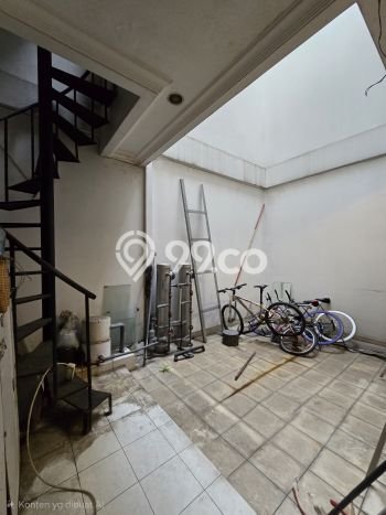 Dijual Rumah Premium dengan Fasilitas Sekitar Komplit di Jatinegara, Jakarta Timur Dijual Rumah Premium dengan Fasilitas Sekitar Komplit di Jatinegara, Jakarta Timur