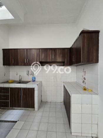 Jual Rumah Luas Megah Dengan View Eksklusif di Pulo Asem, Jakarta Timur Jual Rumah Luas Megah Dengan View Eksklusif di Pulo Asem, Jakarta Timur