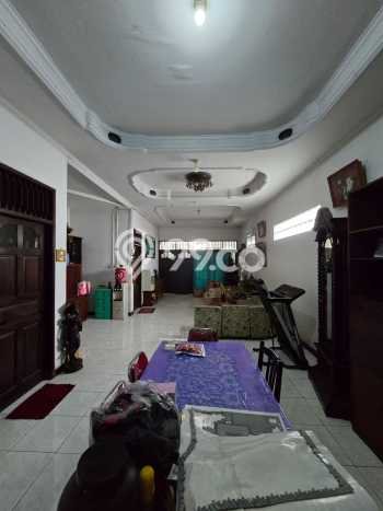 Siap Huni Rumah Mewah 4 Kamar di Duren Sawit Dekat ke Mana Saja Siap Huni Rumah Mewah 4 Kamar di Duren Sawit Dekat ke Mana Saja