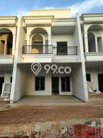 Jual Rumah Eksklusif 3 KT di Kalisari, Jakarta Timur Jual Rumah Eksklusif 3 KT di Kalisari, Jakarta Timur