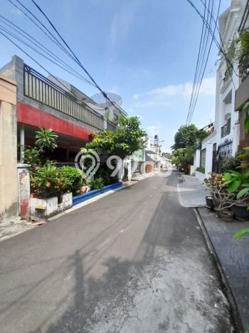 For Sale! Luxury House LT 164m2 Desain Elegan di Rawamangun For Sale! Luxury House LT 164m2 Desain Elegan di Rawamangun
