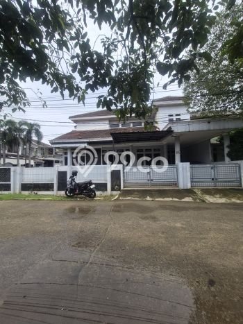 Jual Rumah Luas Megah Dengan View Eksklusif di Jatiwaringin, Bekasi Jual Rumah Luas Megah Dengan View Eksklusif di Jatiwaringin, Bekasi