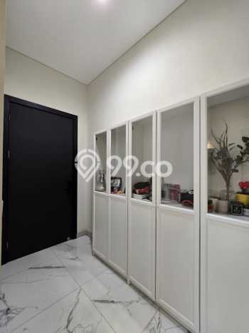 Siap Huni Rumah Mewah 4 Kamar di Cakung Dekat ke Mana Pun Siap Huni Rumah Mewah 4 Kamar di Cakung Dekat ke Mana Pun
