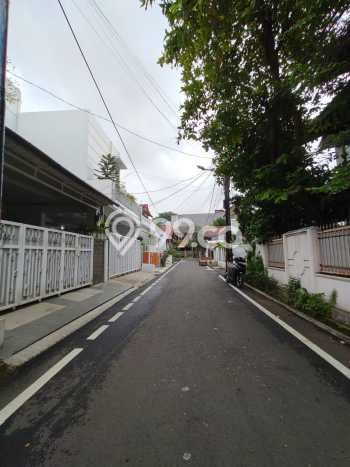 Rumah Modern 4 KT di Pondok Kelapa Jakarta Timur Unfurnished Rumah Modern 4 KT di Pondok Kelapa Jakarta Timur Unfurnished