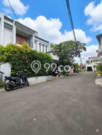 Rumah Elit Modern Siap Huni di Condet Jakarta Timur Rumah Elit Modern Siap Huni di Condet Jakarta Timur